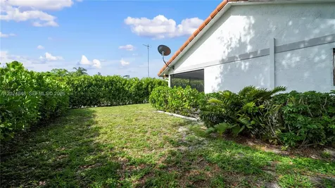 10520 NW 41st Street Coral Springs FL 33065