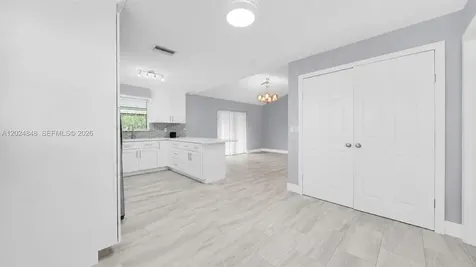 10520 NW 41st Street Coral Springs FL 33065