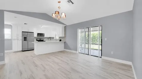 10520 NW 41st Street Coral Springs FL 33065