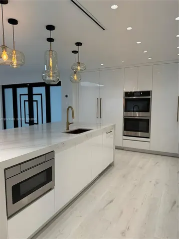5841 SW 37th Avenue Dania Beach FL 33312