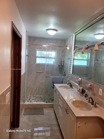 9114 SW 163rd Terrace Palmetto Bay FL 33157