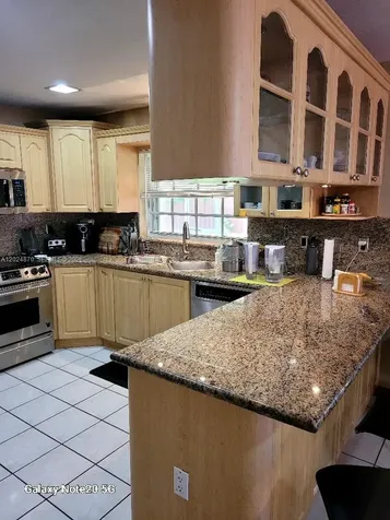 9114 SW 163rd Terrace Palmetto Bay FL 33157