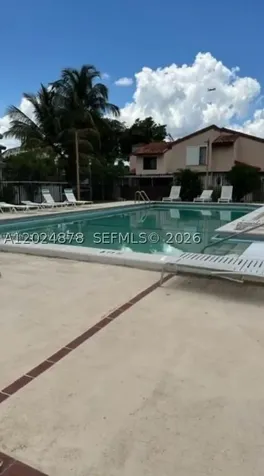 Miami FL 33172