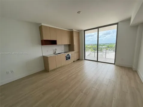 90 NE 32 Miami FL 33137