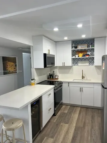 1913 S.ocean Drive Hallandale Beach FL 33009