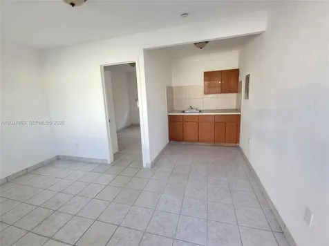 625 W Avenue A Belle Glade FL 33430