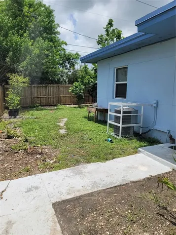 22300 SW 117th Avenue Miami FL 33170