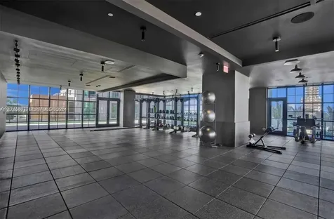 159 NE 6th Street Miami FL 33132