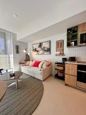 159 NE 6th Street Miami FL 33132