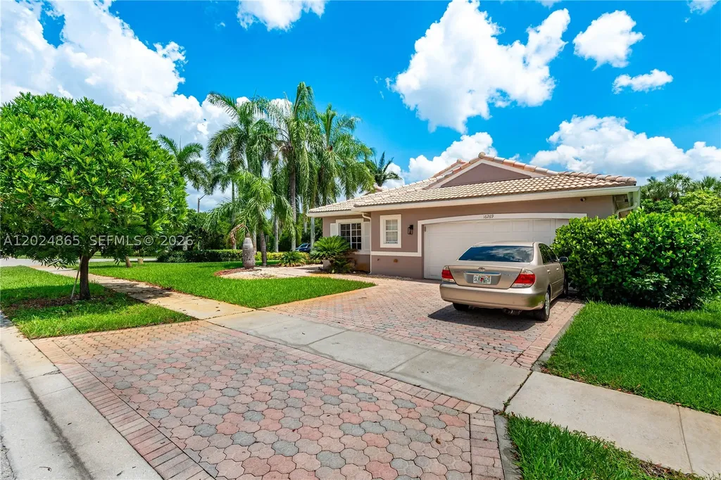 16269 SW 6th Street Pembroke Pines FL 33027