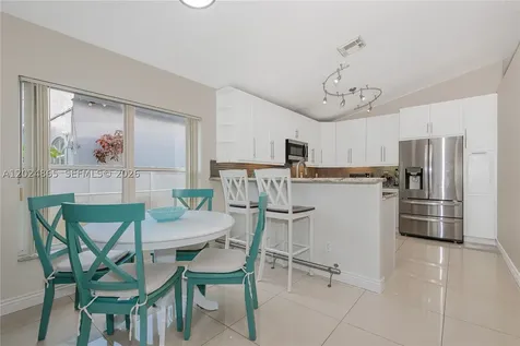 16269 SW 6th Street Pembroke Pines FL 33027