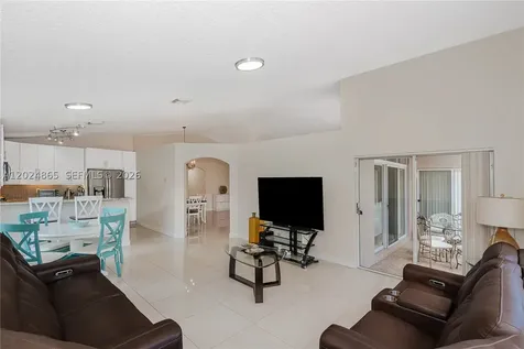 16269 SW 6th Street Pembroke Pines FL 33027