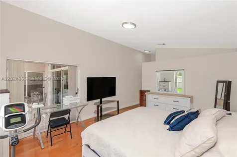 16269 SW 6th Street Pembroke Pines FL 33027