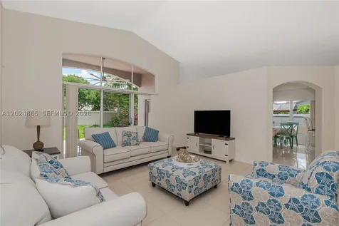 16269 SW 6th Street Pembroke Pines FL 33027