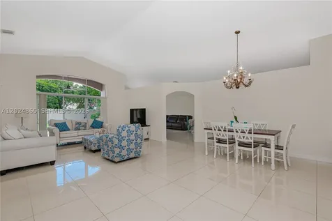 16269 SW 6th Street Pembroke Pines FL 33027