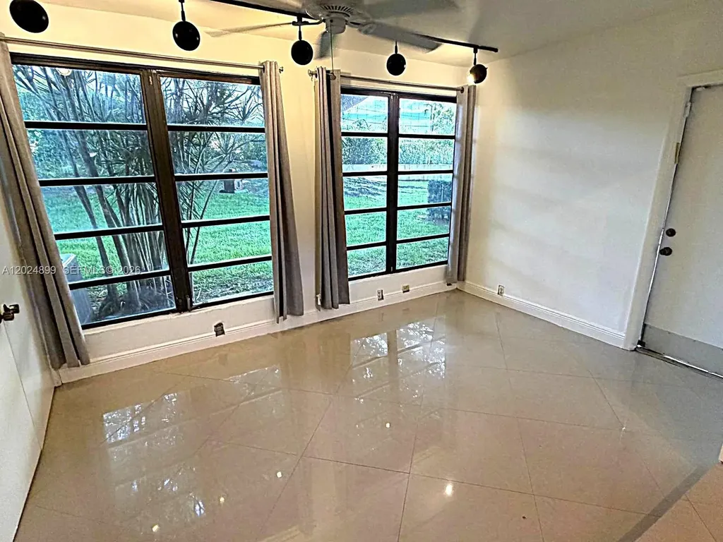6620 Tiburon Circle Boca Raton FL 33433