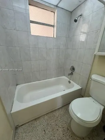 525 W 69th Street Hialeah FL 33014
