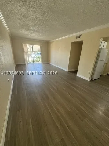 525 W 69th Street Hialeah FL 33014