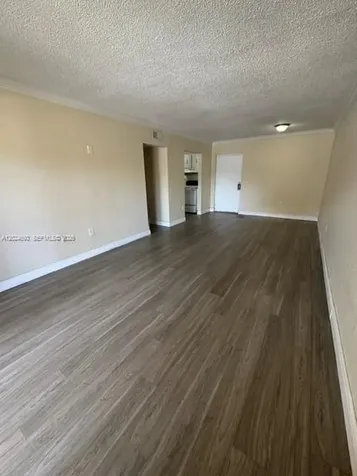 525 W 69th Street Hialeah FL 33014