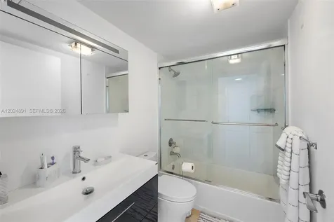10175 Collins Avenue Bal Harbour FL 33154