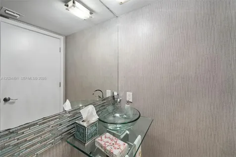 10175 Collins Avenue Bal Harbour FL 33154