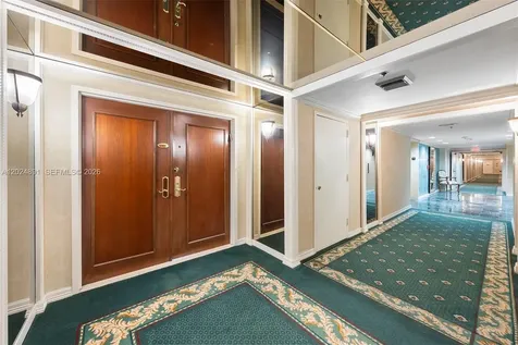 10175 Collins Avenue Bal Harbour FL 33154