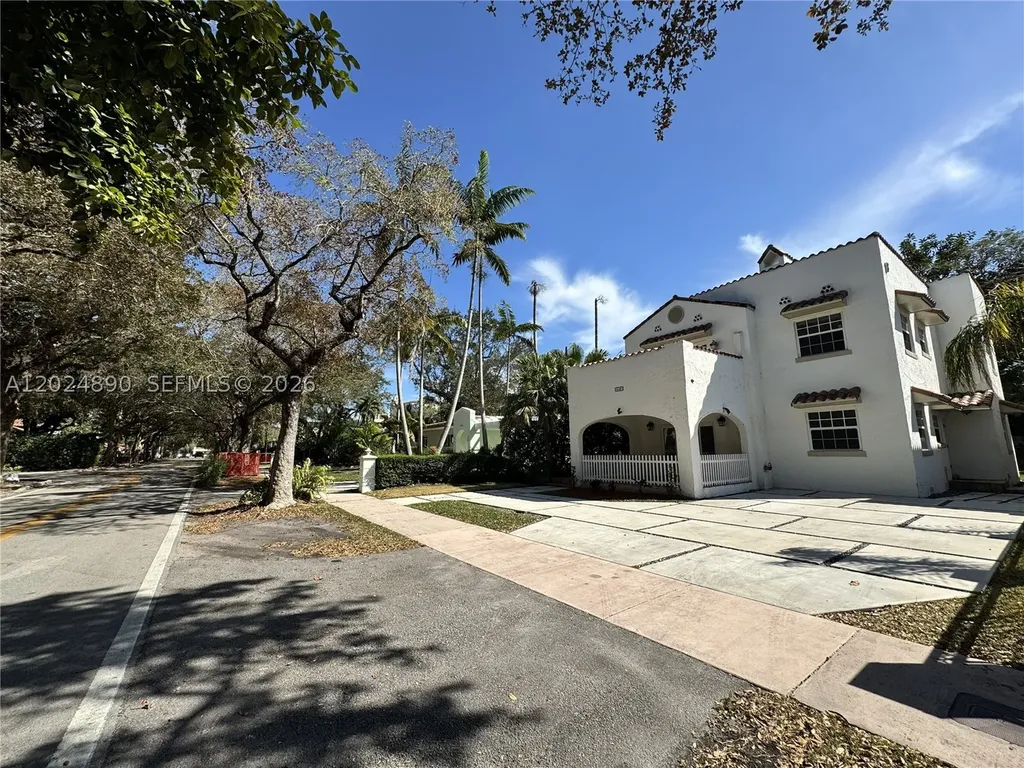502 Madeira Avenue Coral Gables FL 33134