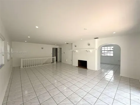 502 Madeira Avenue Coral Gables FL 33134