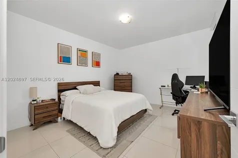 7825 NW 107th Avenue Doral FL 33178