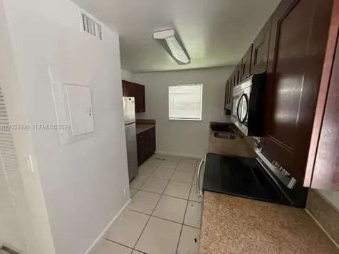 6921 Pembroke Road Pembroke Pines FL 33023
