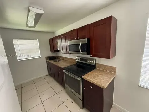6921 Pembroke Road Pembroke Pines FL 33023