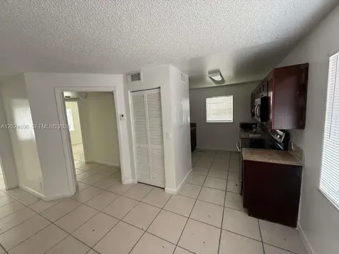 6921 Pembroke Road Pembroke Pines FL 33023