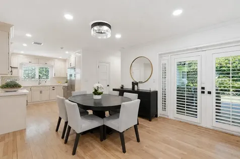 1505 Robbia Avenue Coral Gables FL 33146