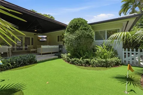 1505 Robbia Avenue Coral Gables FL 33146