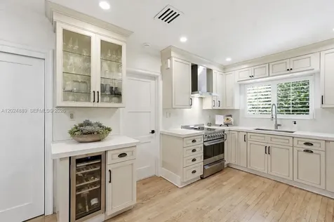 1505 Robbia Avenue Coral Gables FL 33146