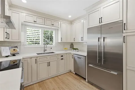 1505 Robbia Avenue Coral Gables FL 33146