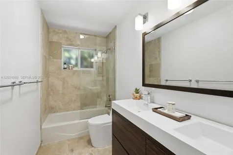 1505 Robbia Avenue Coral Gables FL 33146