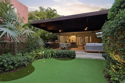 1505 Robbia Avenue Coral Gables FL 33146