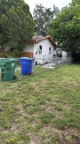 3760 Oak Avenue Miami FL 33133