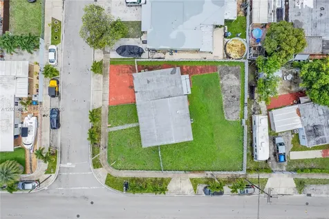 3651 W 2nd Court Hialeah FL 33012