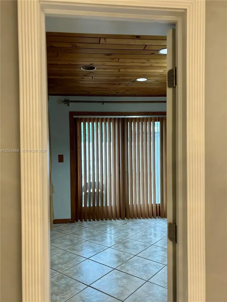 3171 SW 16th Court Fort Lauderdale FL 33312