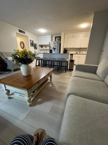 10425 E Clairmont Circle Tamarac FL 33321