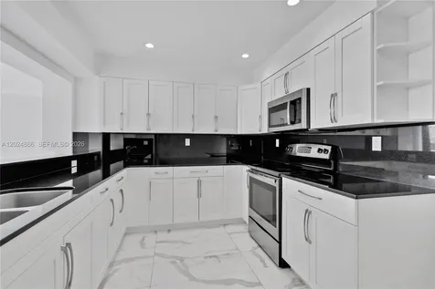 151 Crandon Boulevard Key Biscayne FL 33149