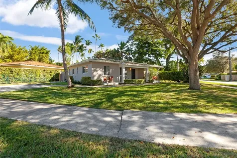8201 SW 63rd Place Miami FL 33143