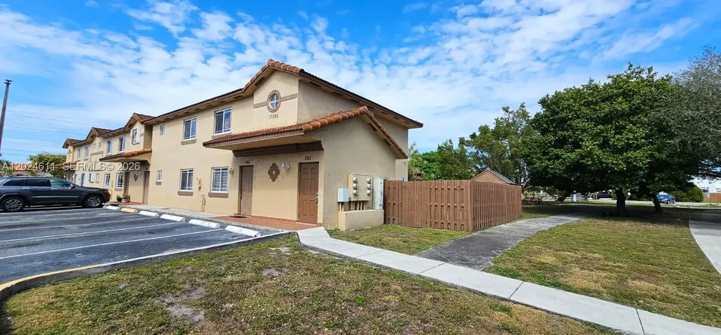 17362 NW 74th Avenue Hialeah FL 33015