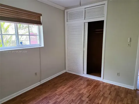 2091 NW 85th Way Pembroke Pines FL 33024