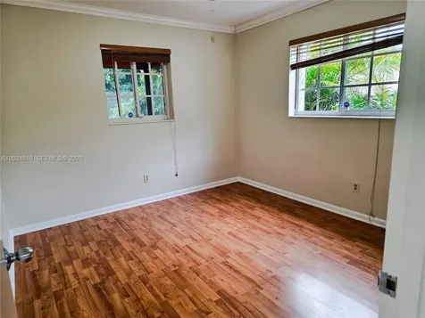 2091 NW 85th Way Pembroke Pines FL 33024
