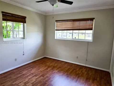 2091 NW 85th Way Pembroke Pines FL 33024