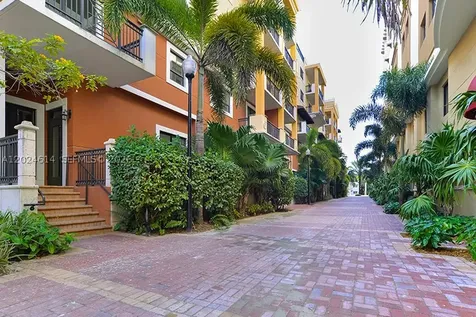 8390 SW 72nd Avenue Miami FL 33143