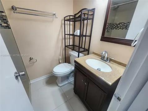 5350 W 21st Court Hialeah FL 33016